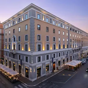 4* Hotell Golden Tulip Piram